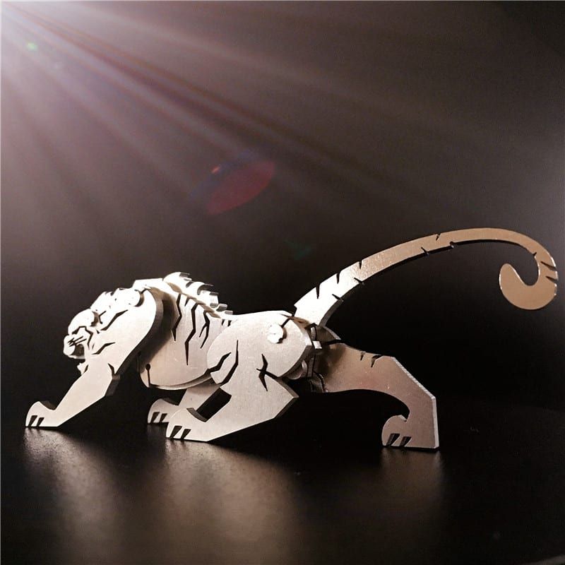 Tiger 3D Metal Model Kit (10 pieces)